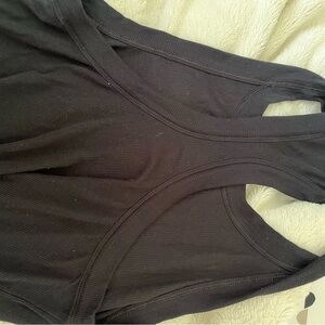 black fabletics tank top